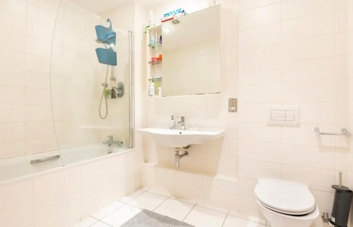 Spacious With Relaxing View Homestay *