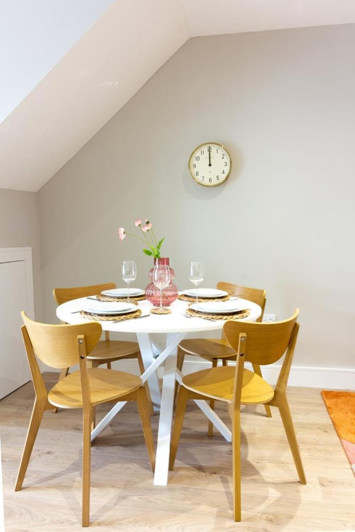 Guestready - Encantando O 2br No Newmarket Hall *