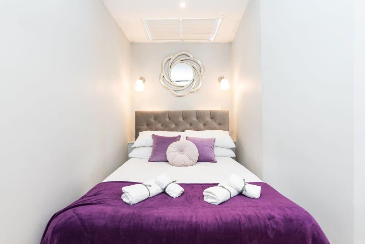 Holiday home Location 2 Bedroom 2 Bathroom Fast Wifi