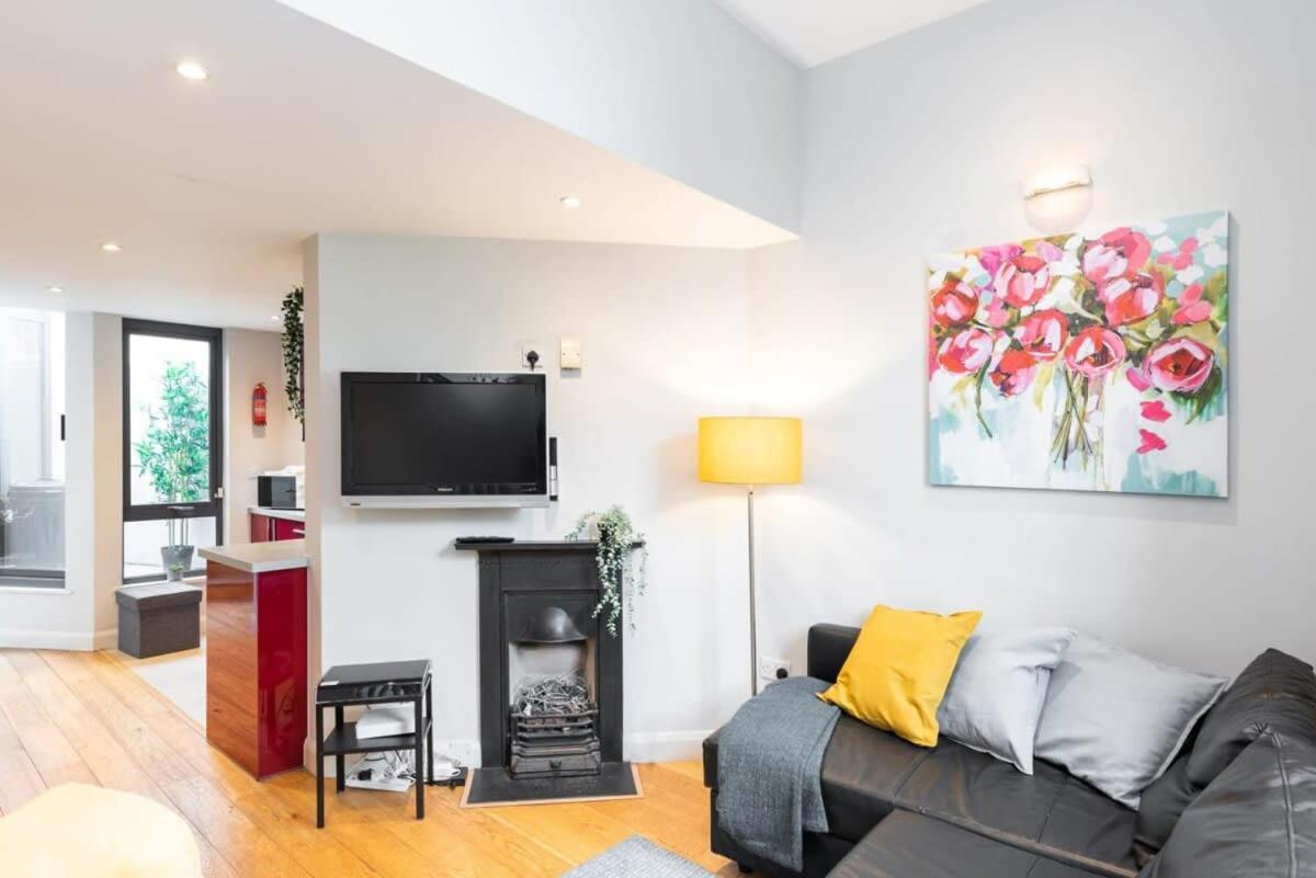 Location 2 Bedroom 2 Bathroom Fast Wifi Holiday home *