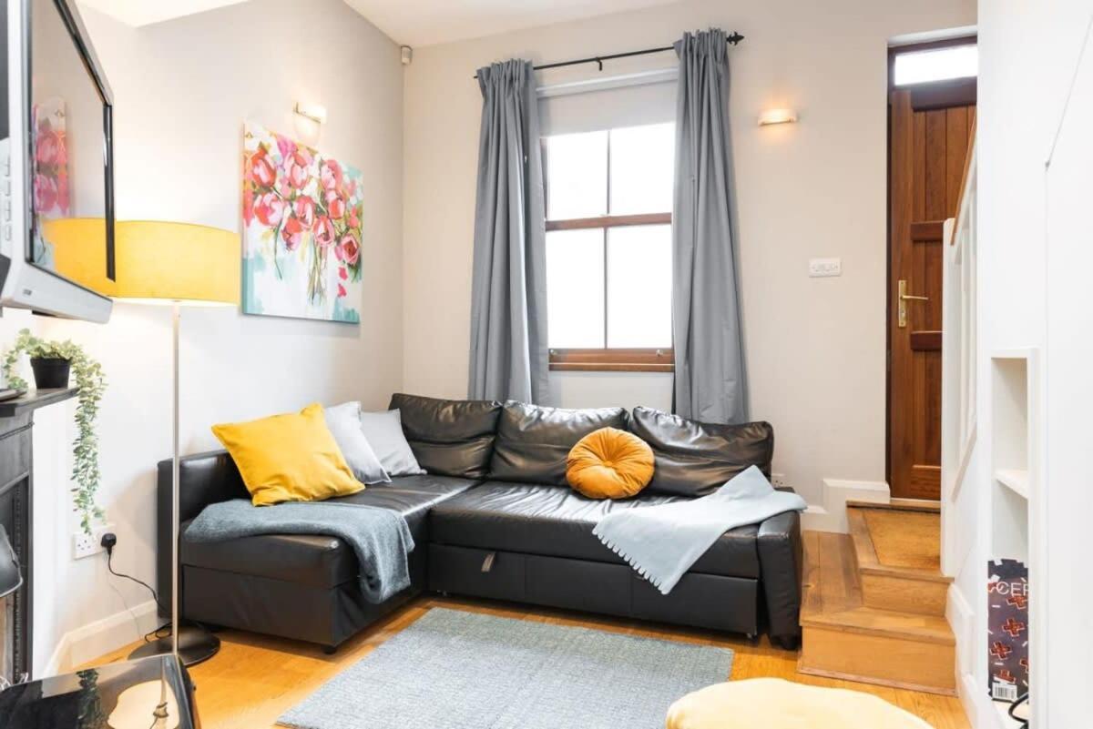 Location 2 Bedroom 2 Bathroom Fast Wifi Dublin