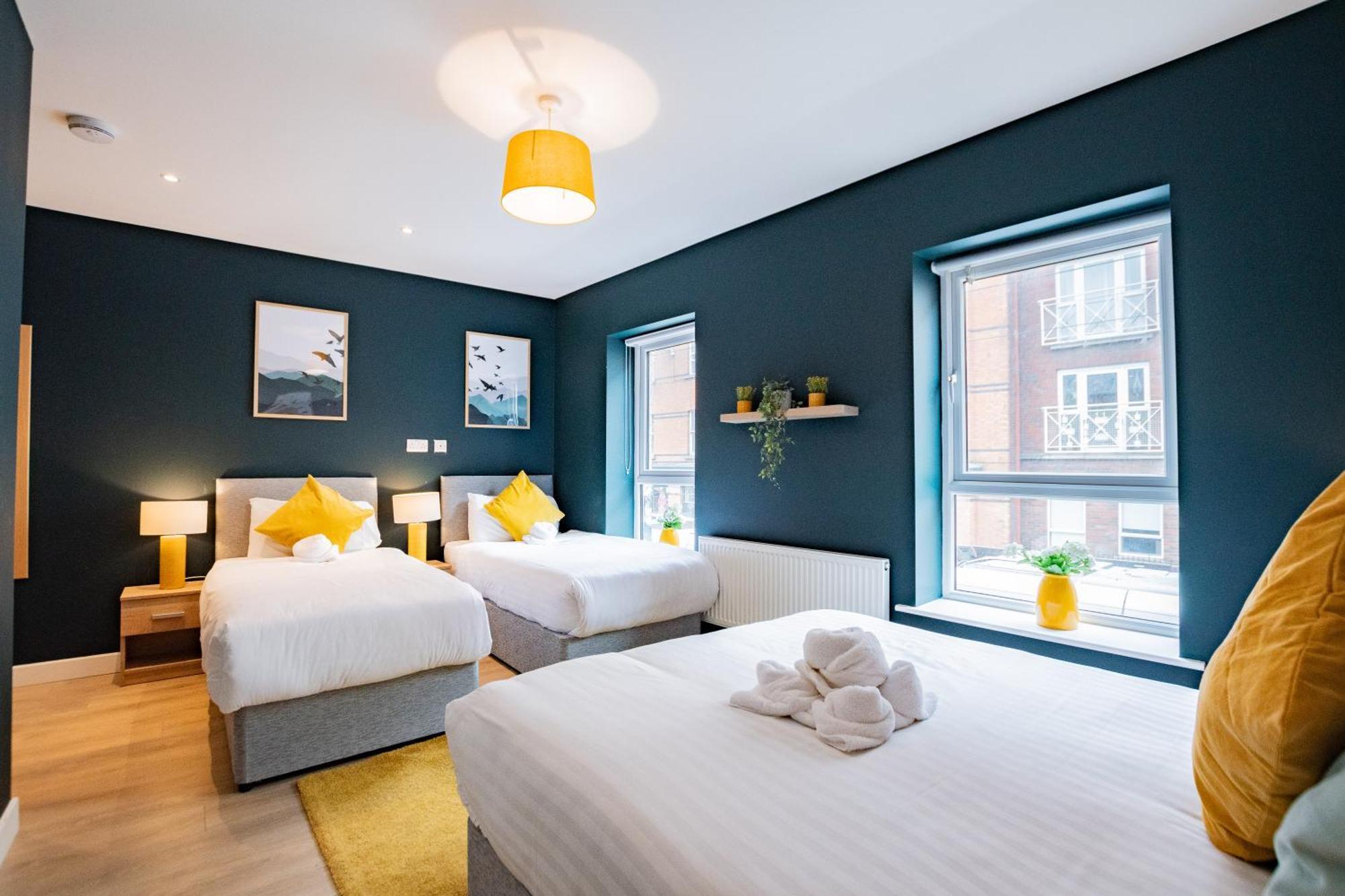 The Large Group House -sleeps 21 Vakantiehuis *