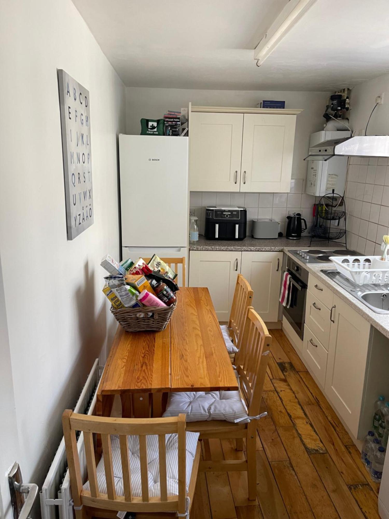Holiday home Pre - Post Flight Airport 20m Canal View