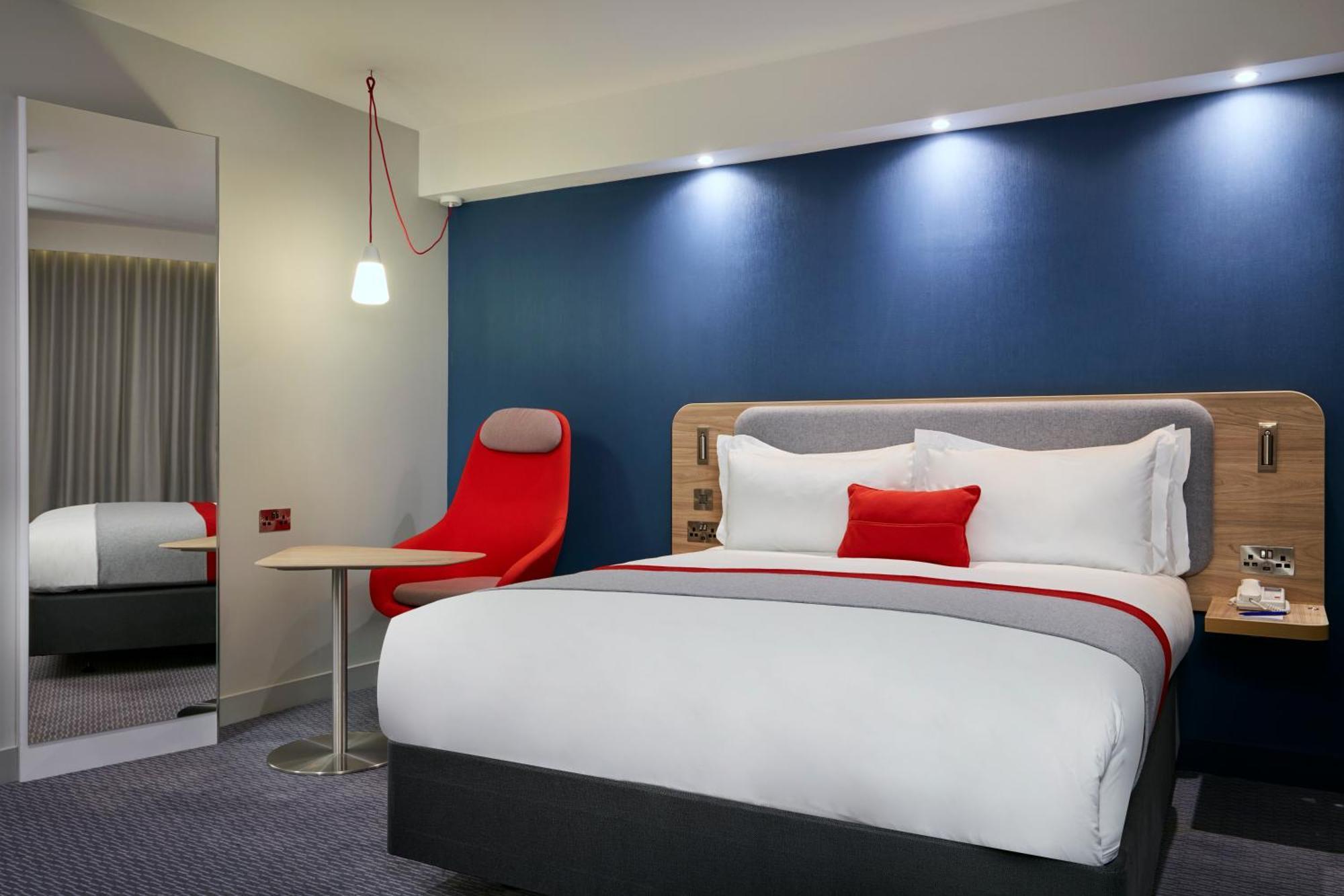 Express Centre By Ihg Hotel