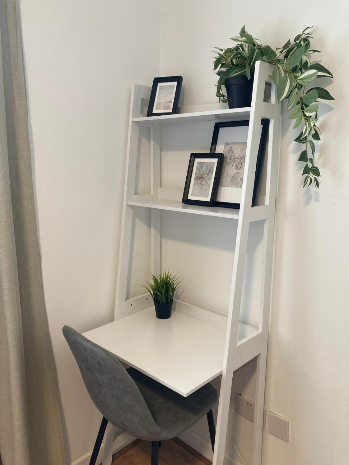 Apartment Viridian At 4 *