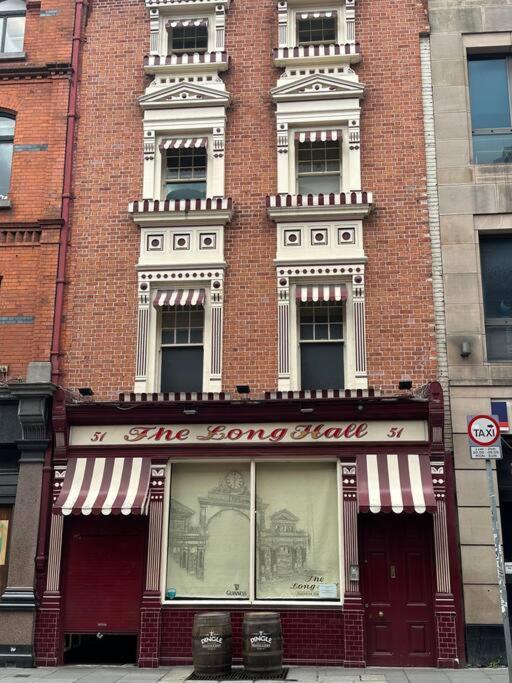 Location! Modern In Heart Of City! * Dublin
