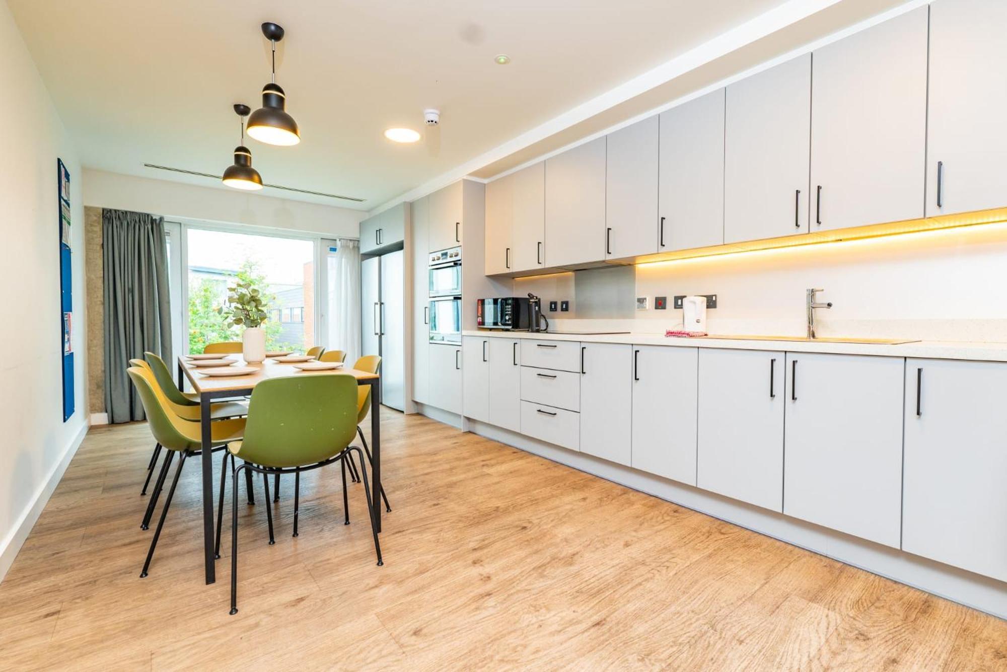 Modern 3 Bedroom And Private Bedrooms At The Loom In * Dublin