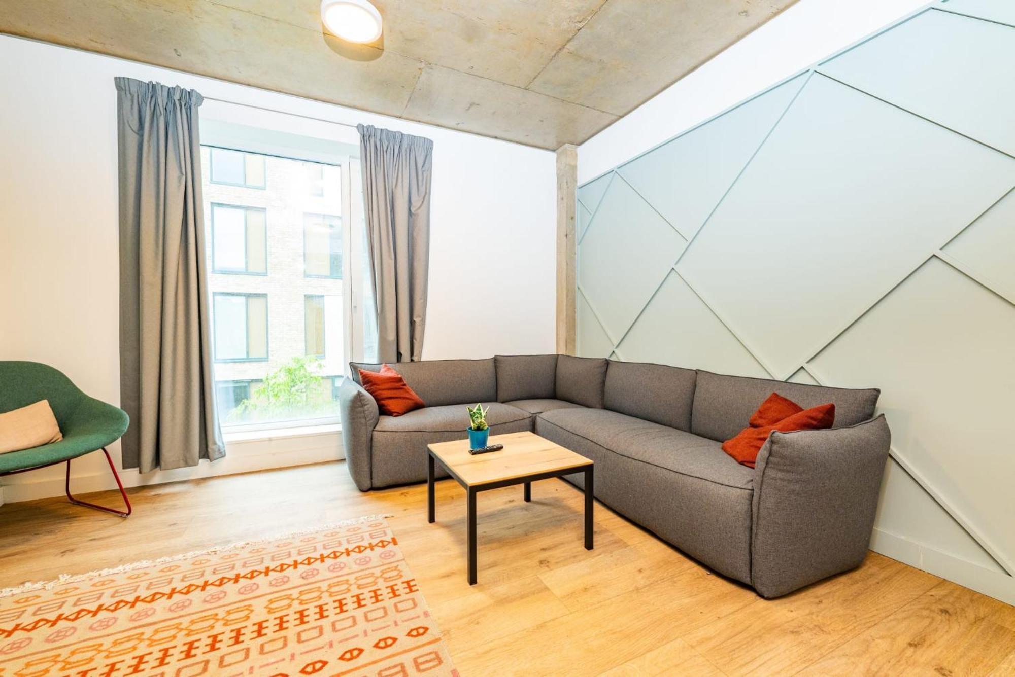Modern 3 Bedroom And Private Bedrooms At The Loom In * Dublin
