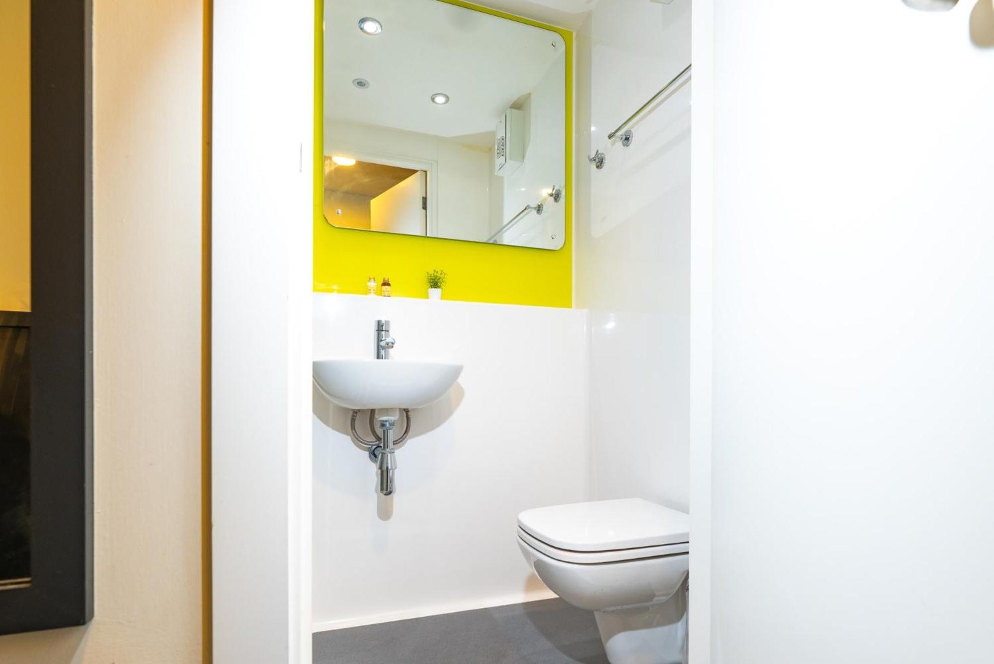 Apartment Stylish 3 Bedroom And Private Bedrooms At Dorset Point In Centre Dublin