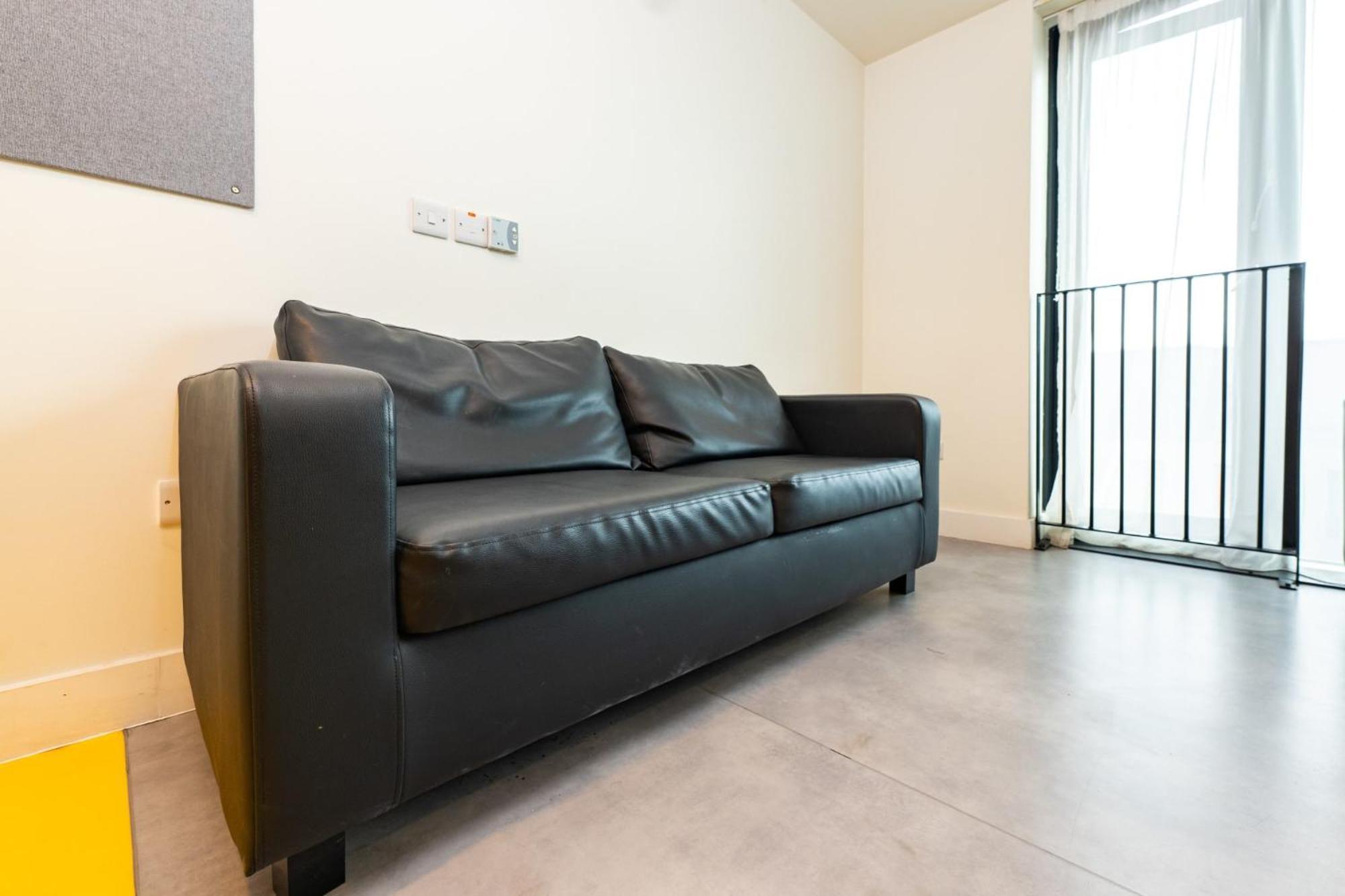 Apartment Stylish 3 Bedroom And Private Bedrooms At Dorset Point In Centre *