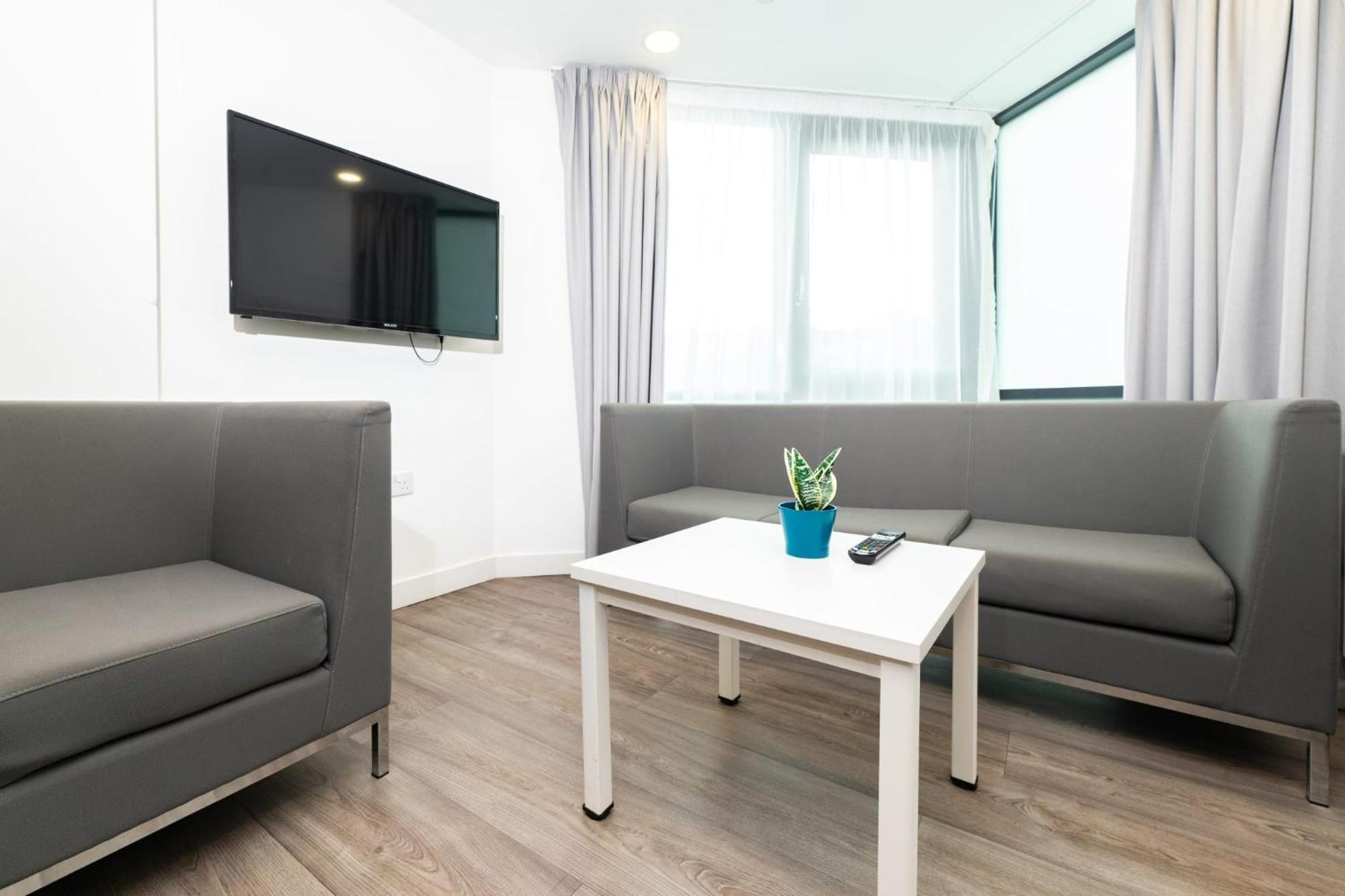 Chic And Private Bedrooms At Beckett House Near Centre Apartment *