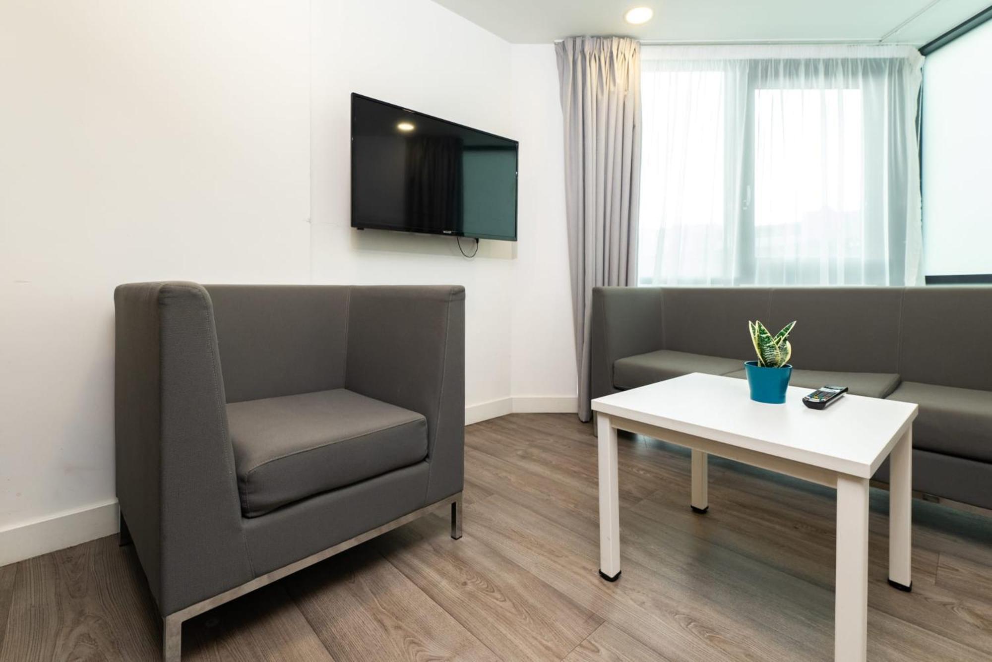 Chic And Private Bedrooms At Beckett House Near Centre *