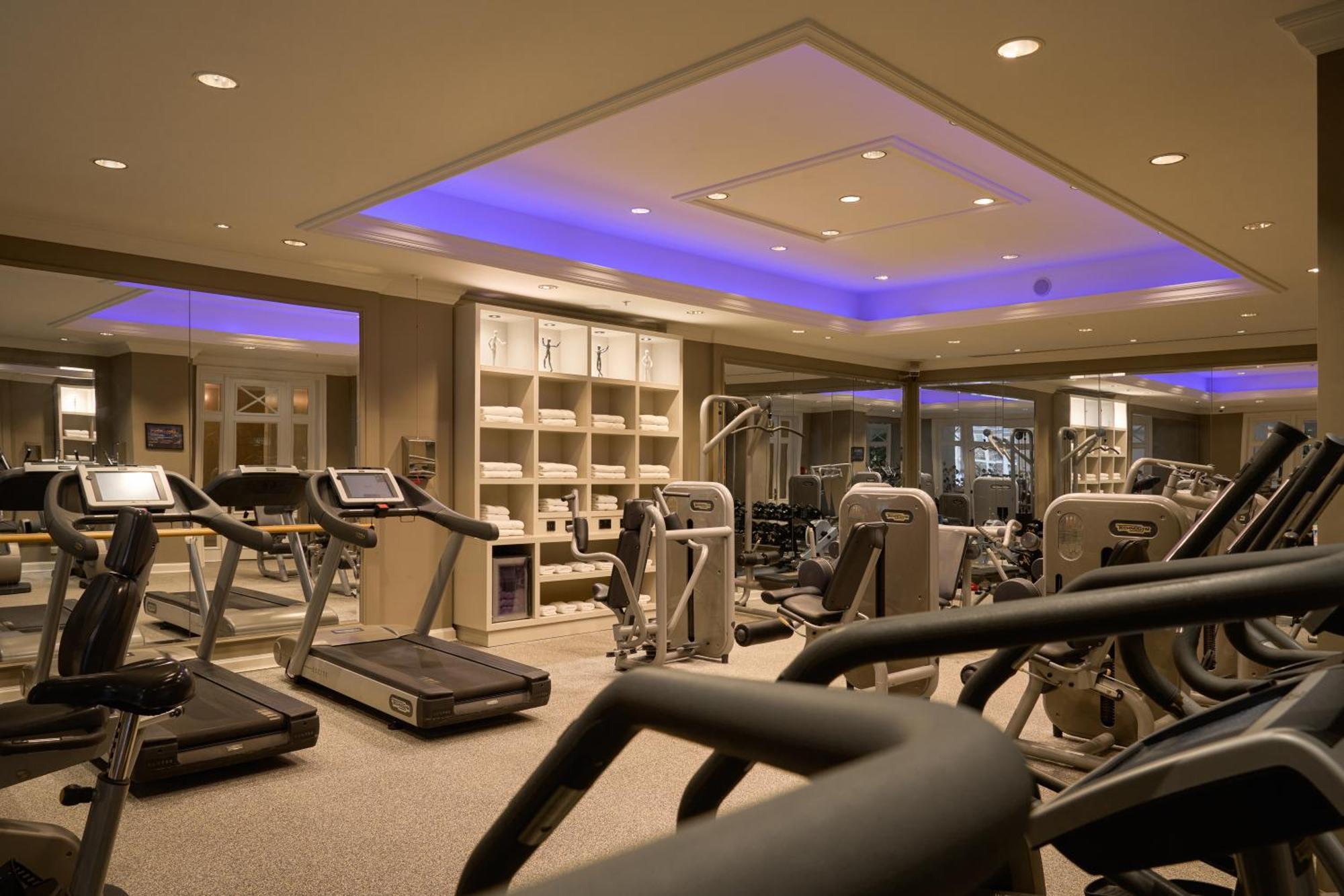 Intercontinental By Ihg 5*