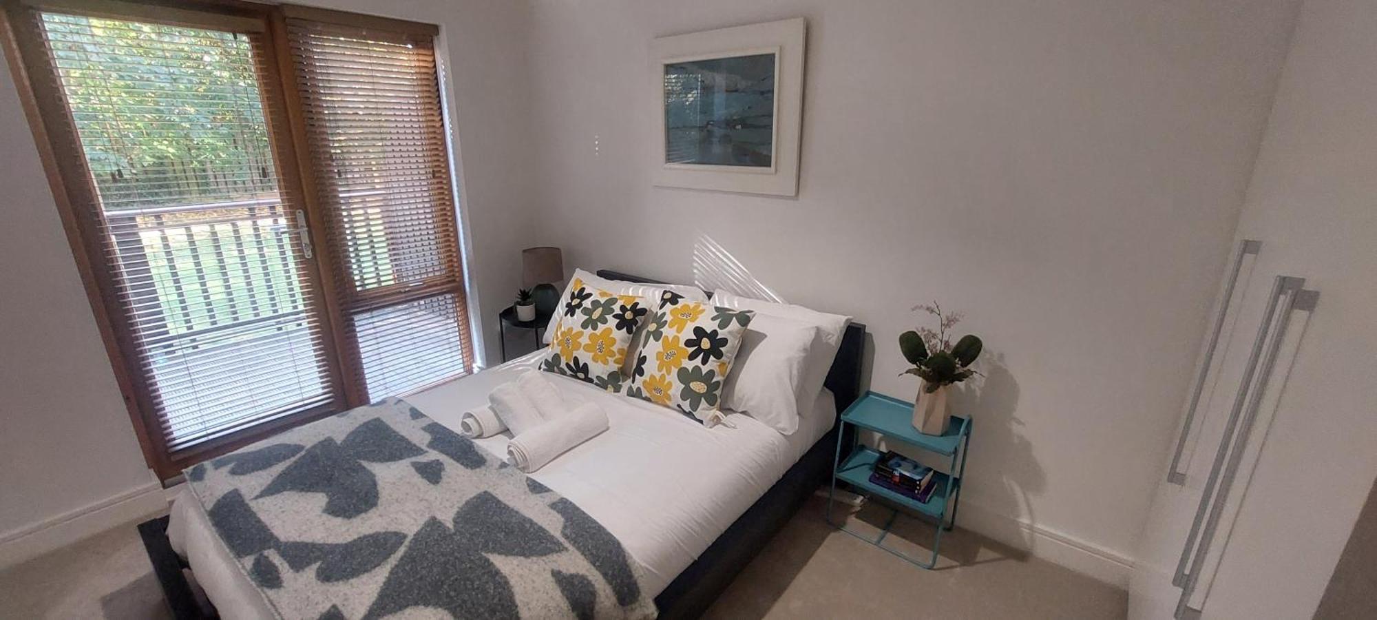 Apartment Elegantly Refurbed 2bd In Shankill - 3km From Bray *