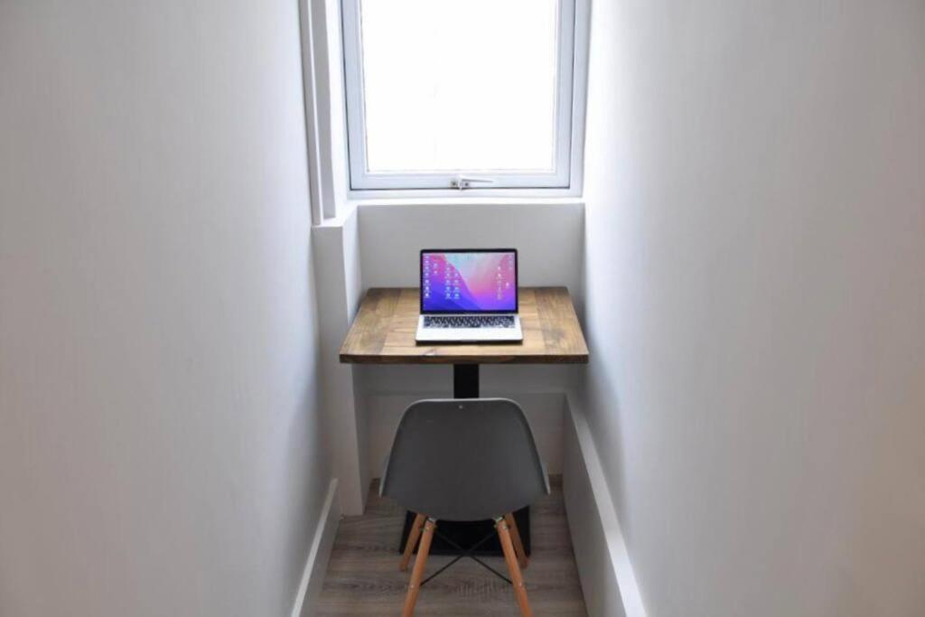 Luxury Large Stylish 2 Bed Apt, Sandymount Village Dublin
