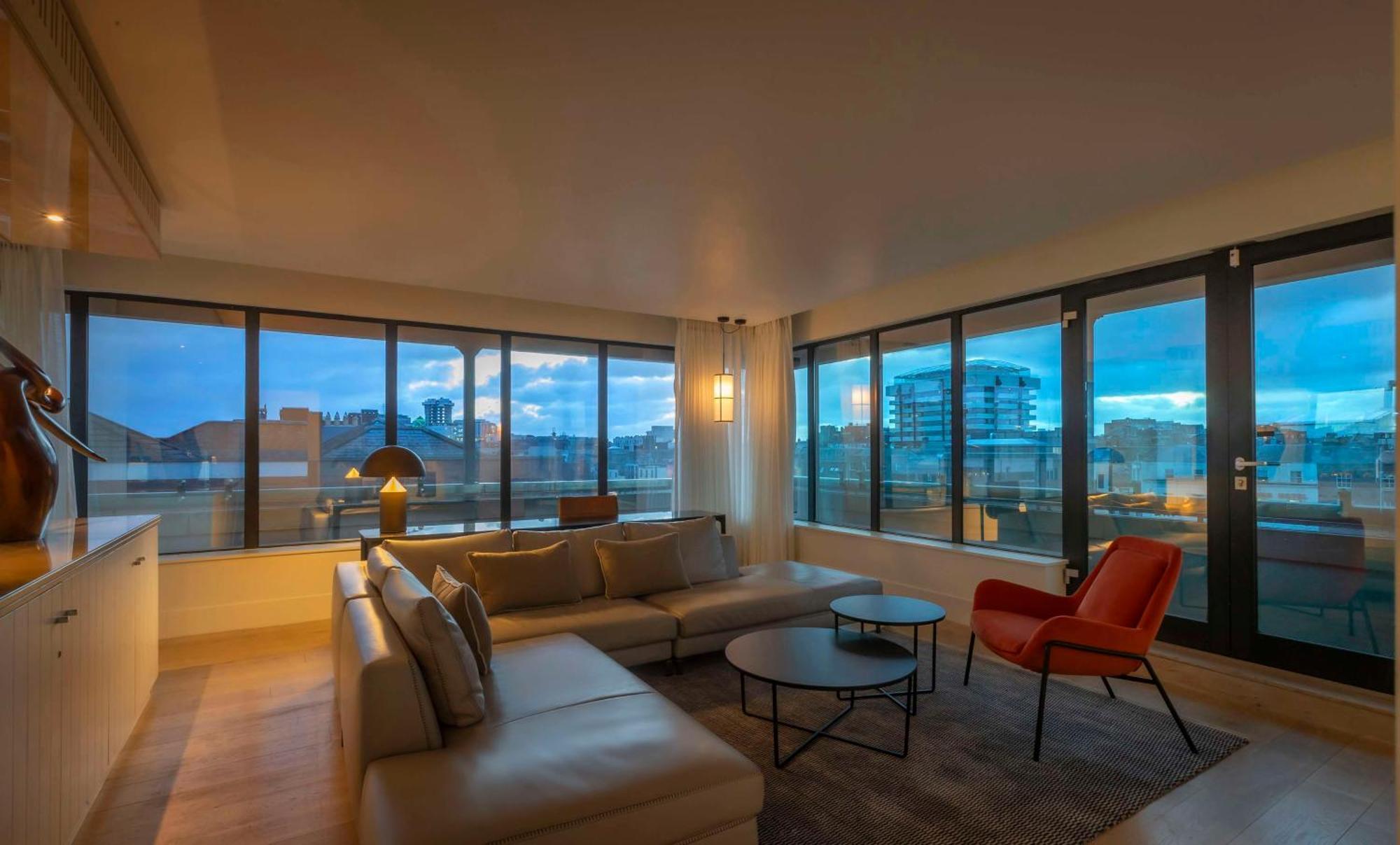 The Morrison Dublin, Curio Collection By Hilton