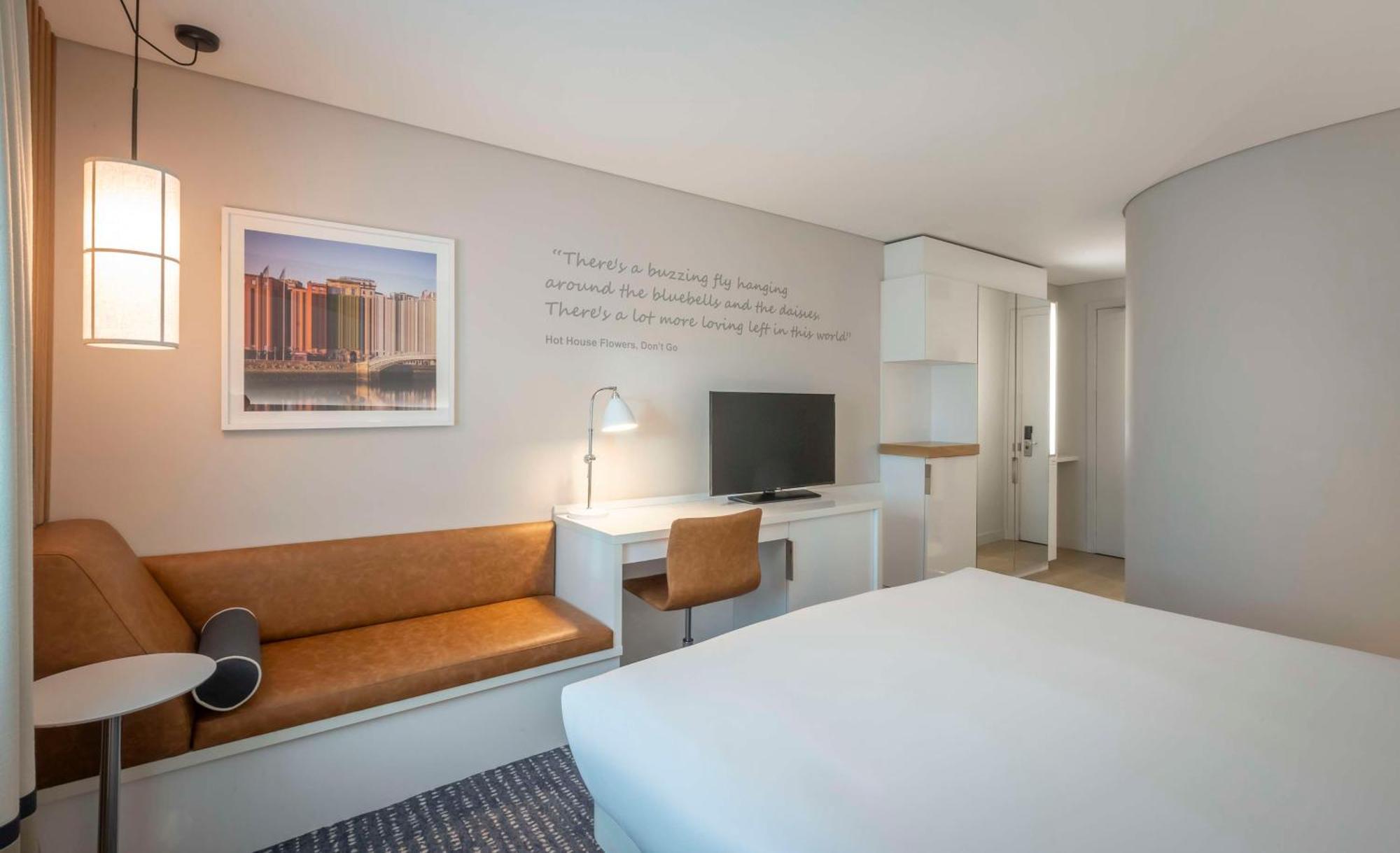 The Morrison Dublin, Curio Collection By Hilton 5*