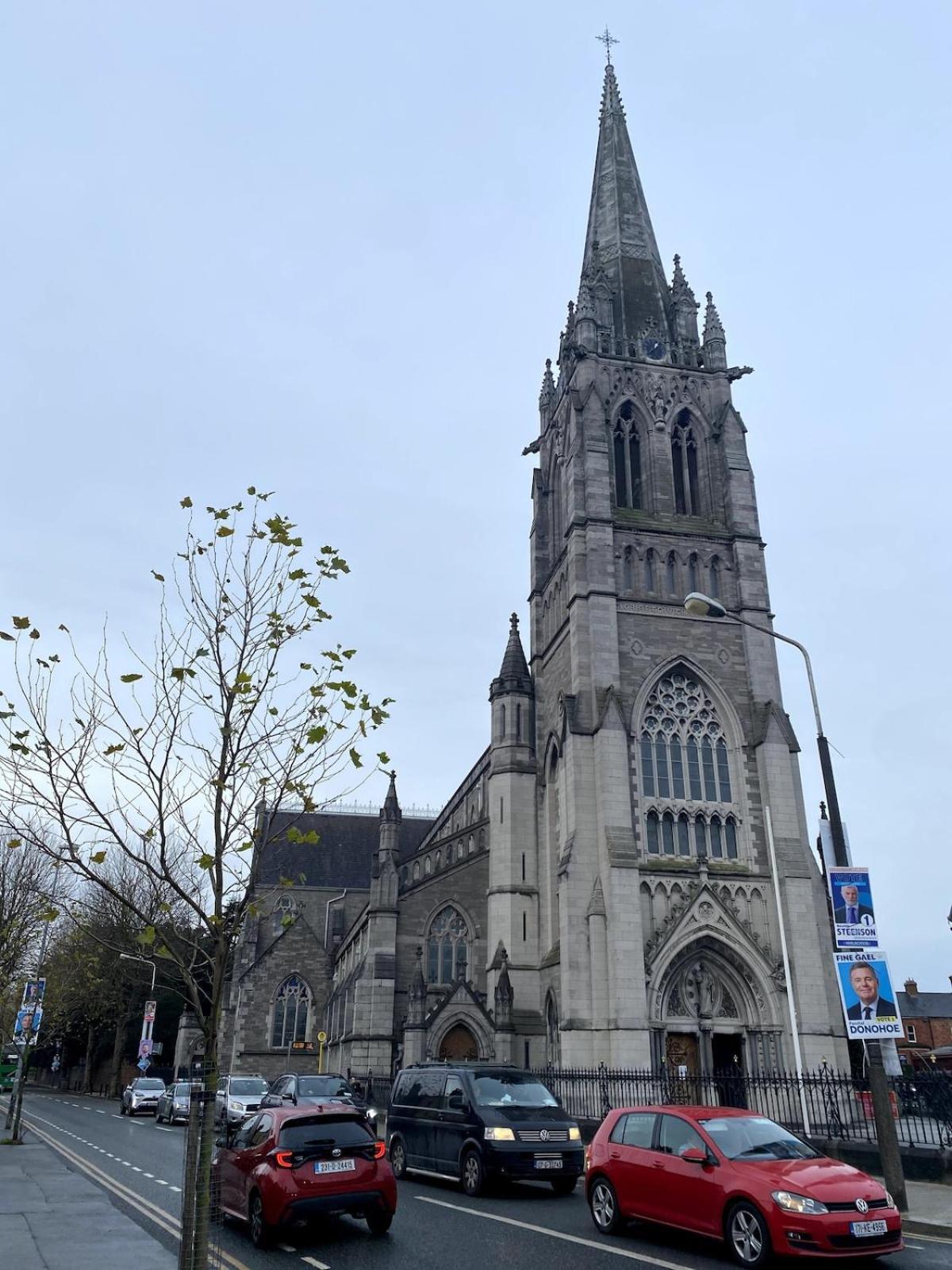 Promo Modern 1-bedroom Flat Near Crokepark And Citycentre Apartment