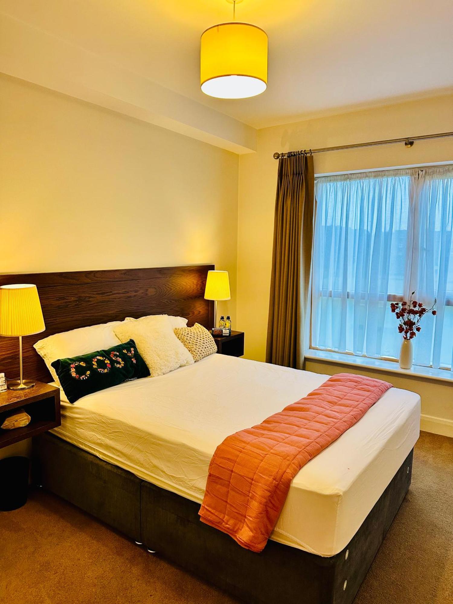Privatunterkunft Peaceful And Cosy In Wprivate Bath - Close To Airport