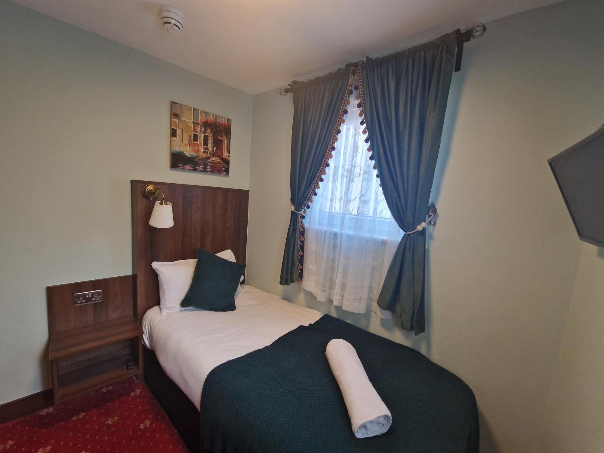 Lyndon Guest house *