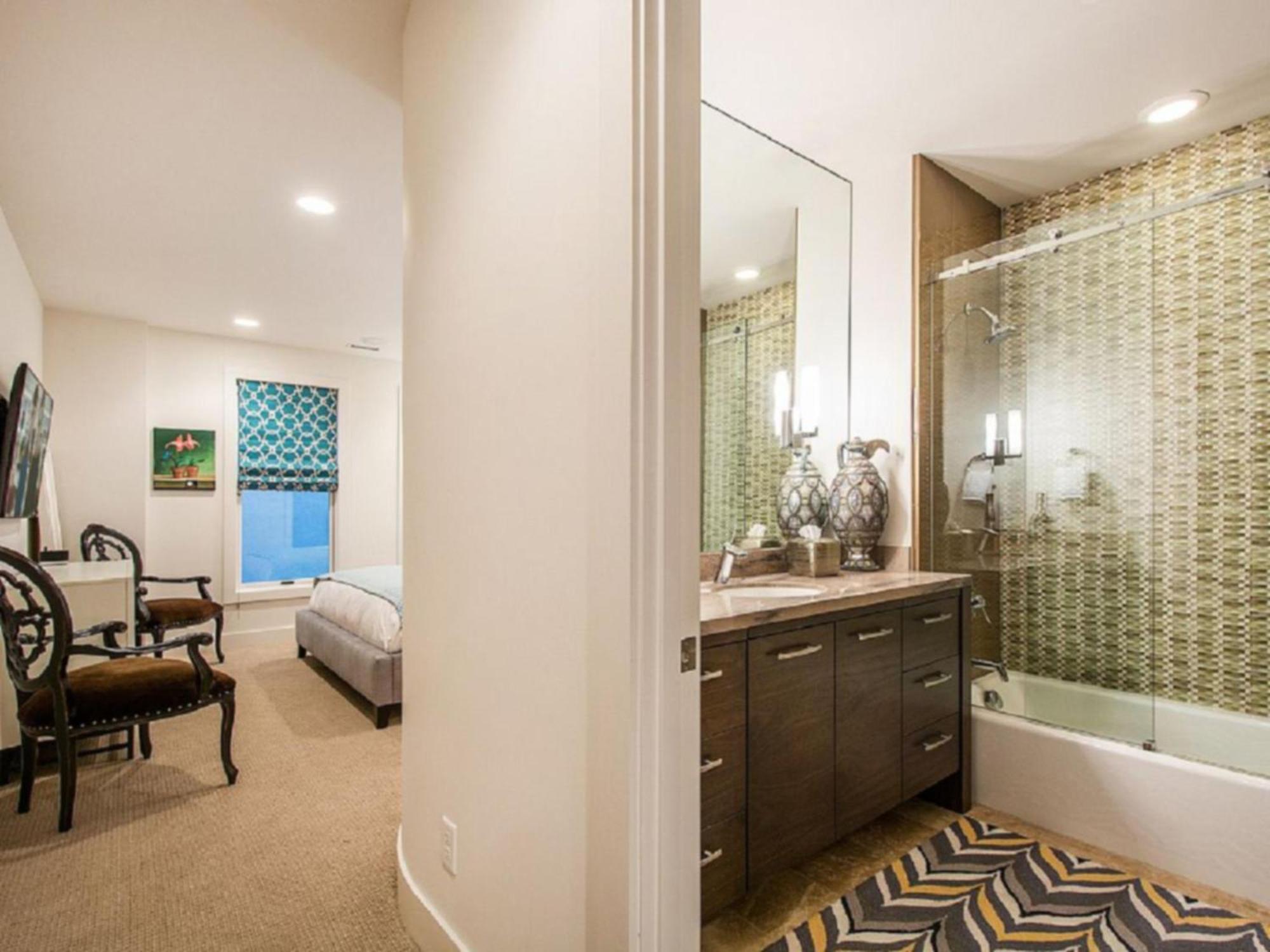 Place To Arbour Hill Apartment