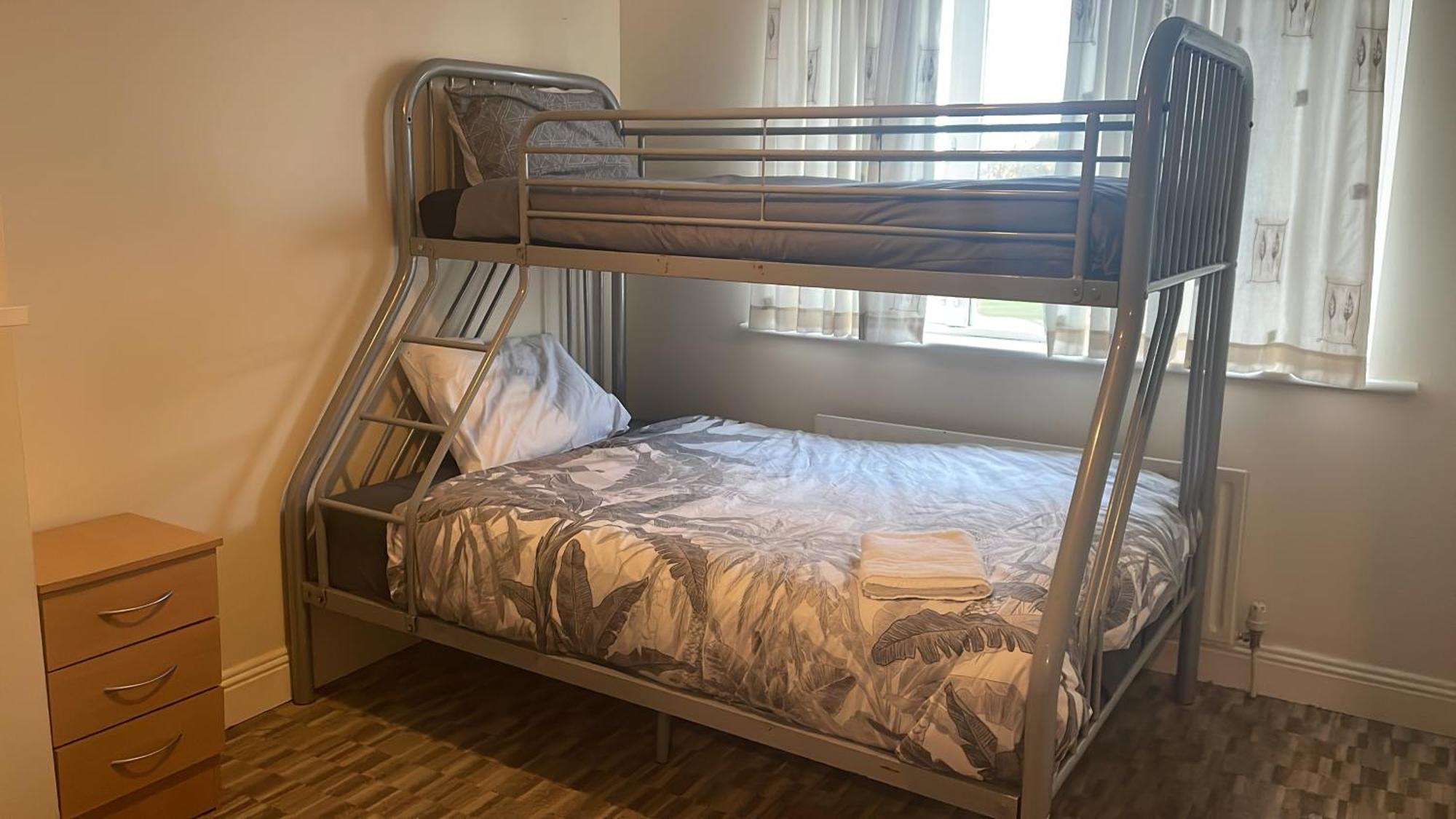 Female Guest house *