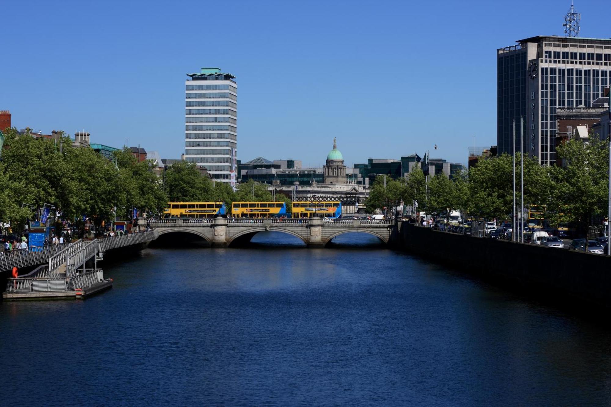 The Guinness Storehouse * Dublin