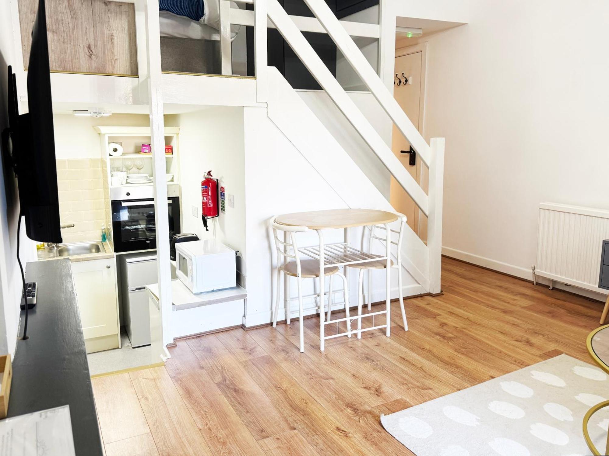 Viridian At 4 Apartment