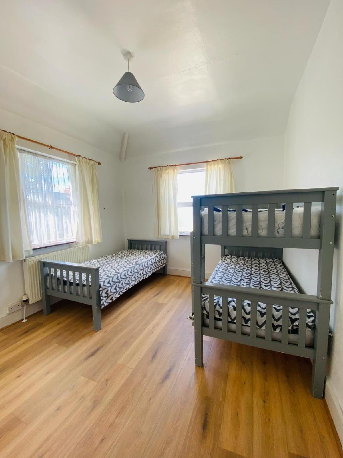 Lovely Bed Close To Center Homestay Dublin