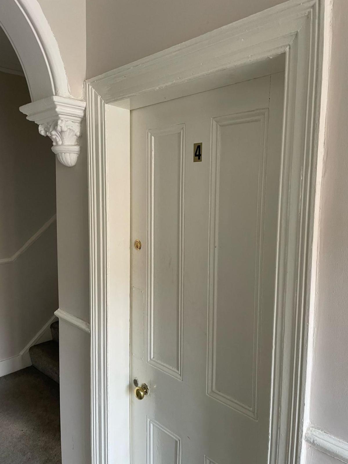 Superb Triple Room Near Croke Park - 4 Guest house Dublin