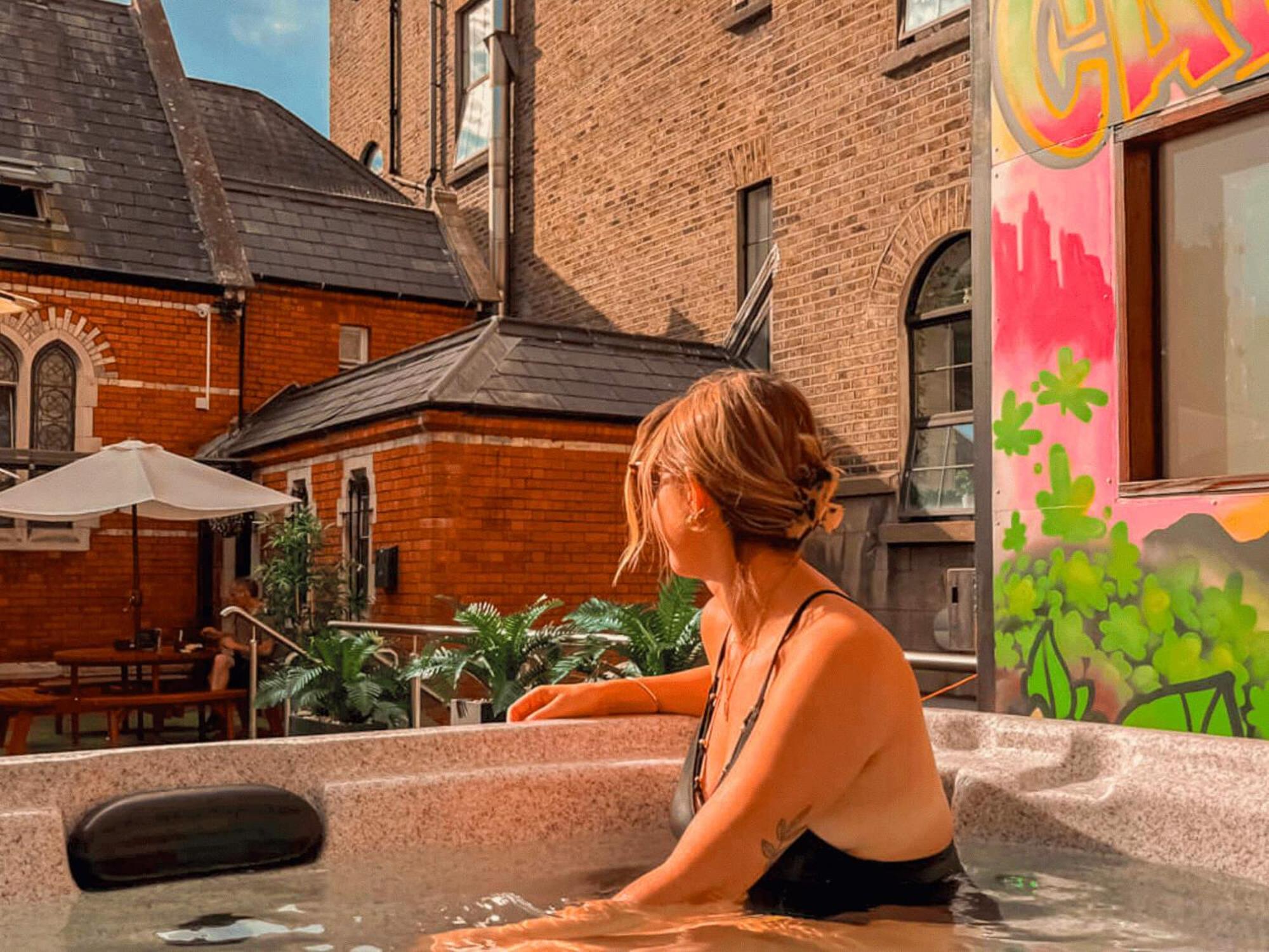 Gardiner House Hostel *