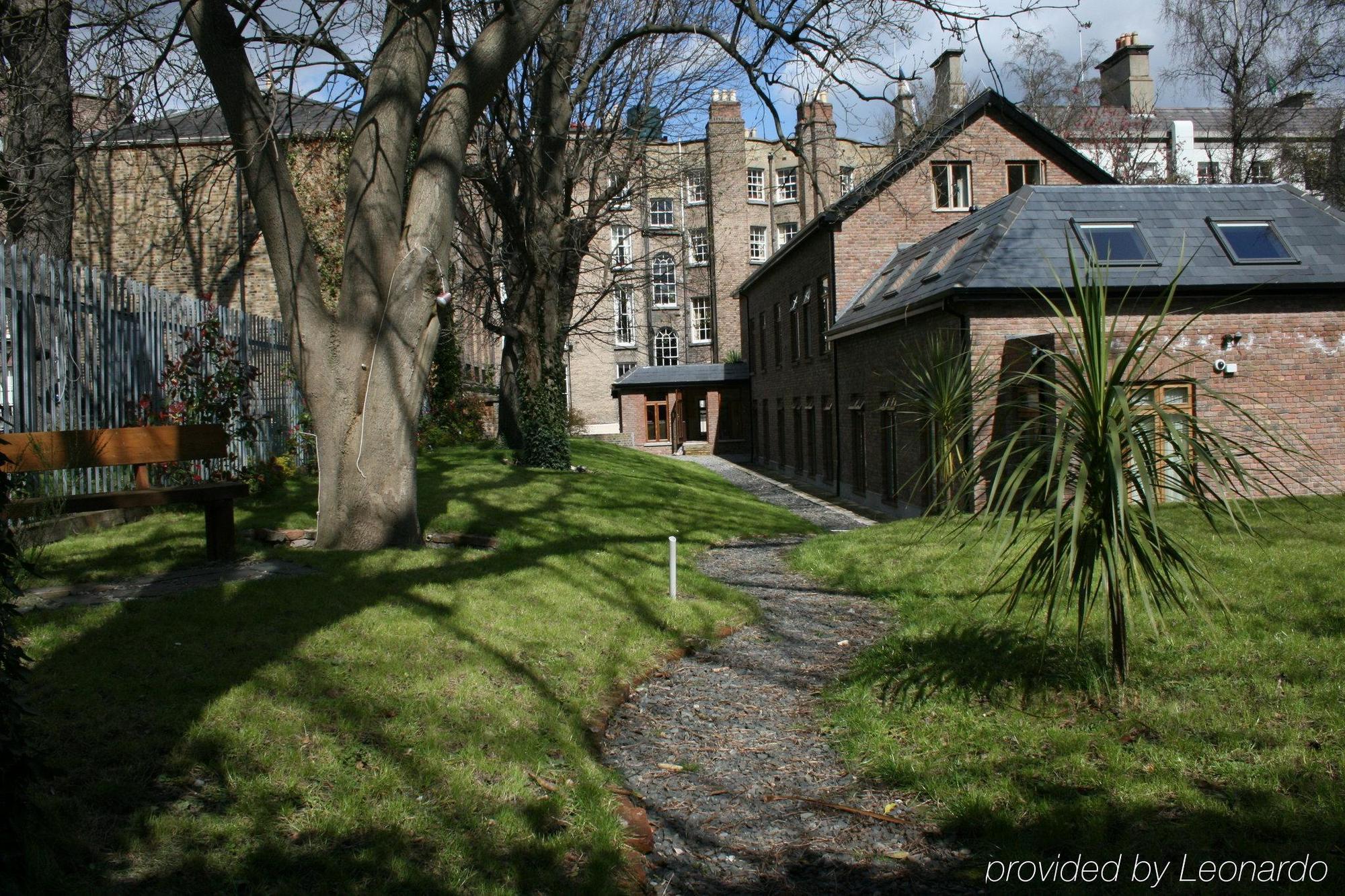 Stauntons On The 3* Dublin