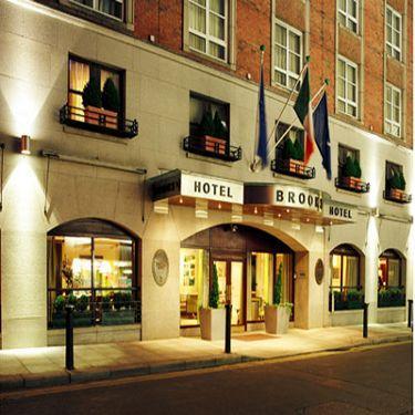 Brooks Hotel 4*