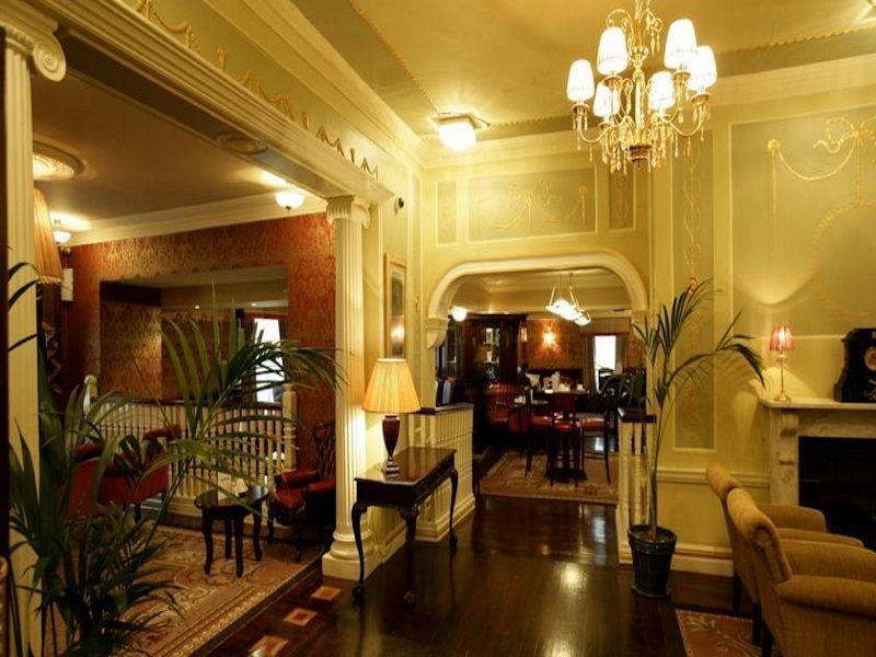 Hotel Buswells