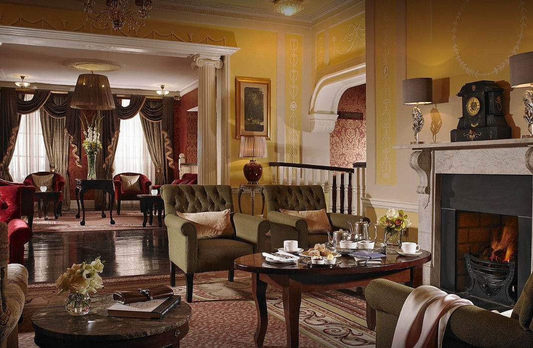 Buswells Hotel