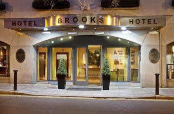 Brooks Hotel