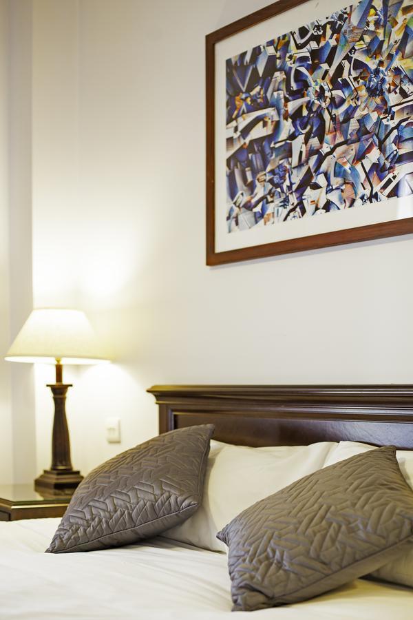The Sweeney Hotel