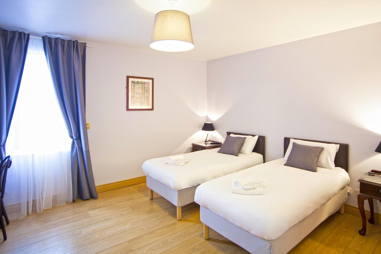 The Sweeney Hotel 3*