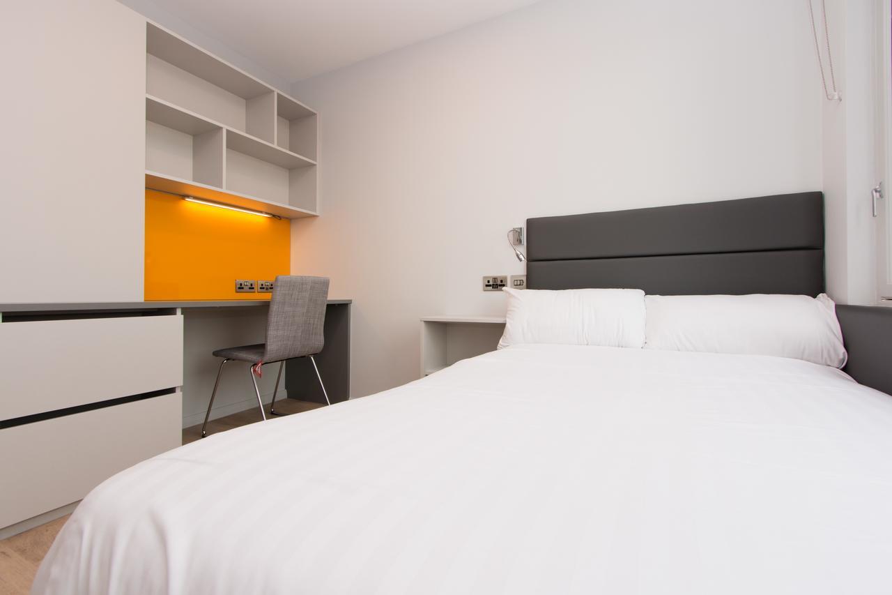 Apartment Destiny Student - New Mill *