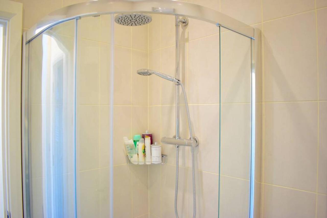2 Bedroom House Near Centre * Dublin