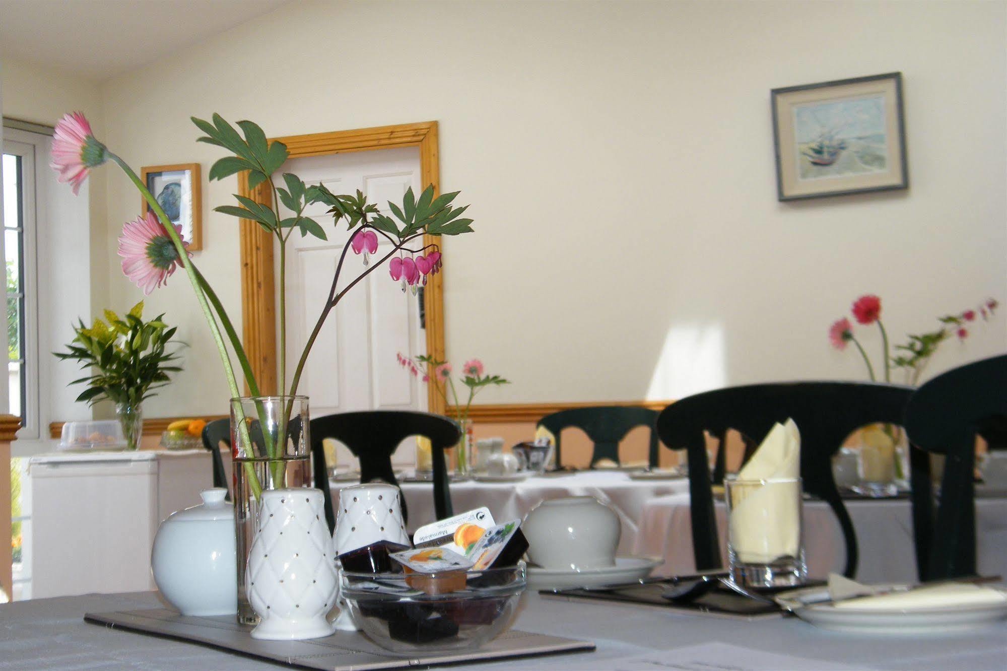 Bed & Breakfast Almanii