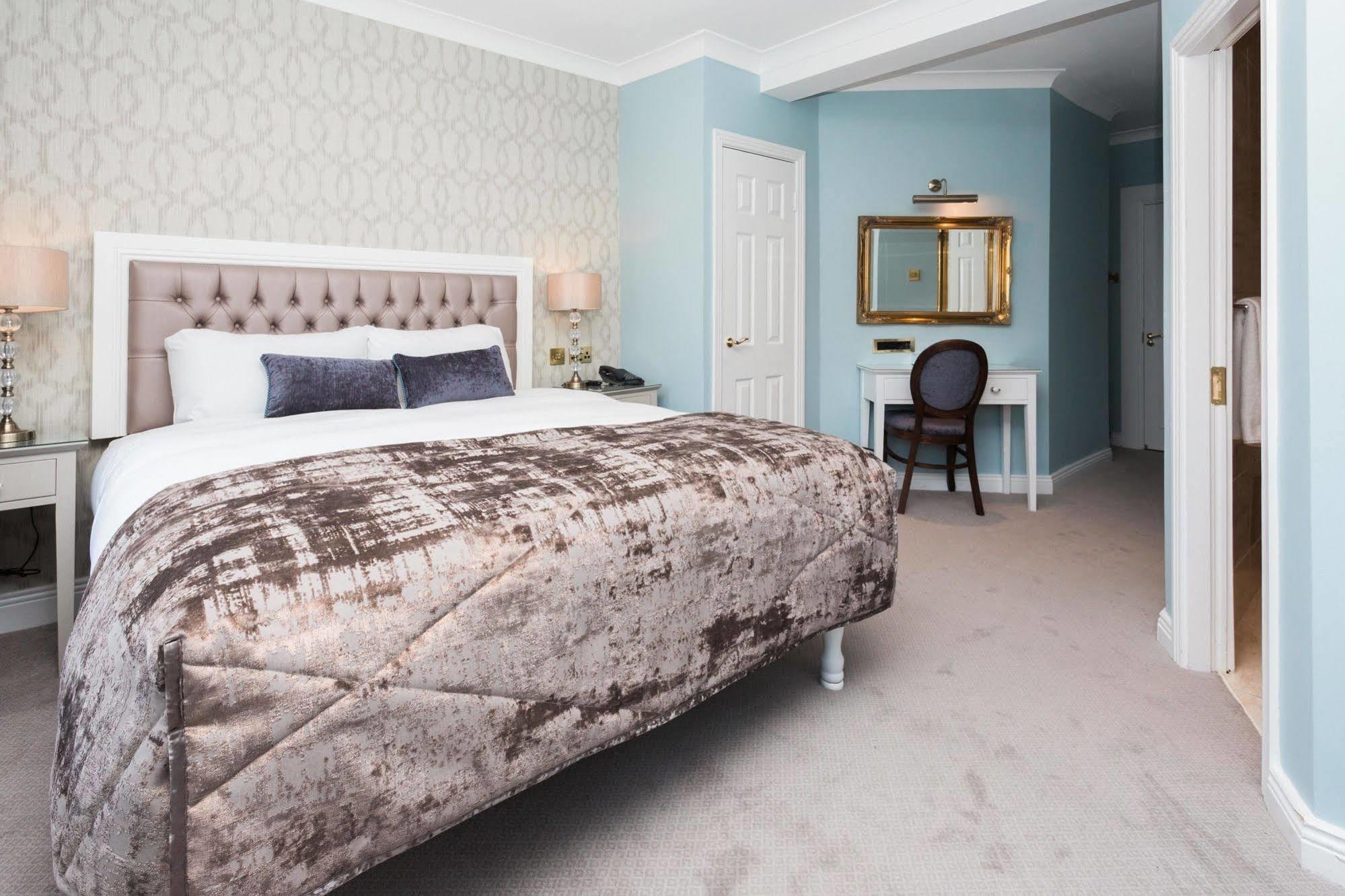 Stauntons On The 3* Dublin