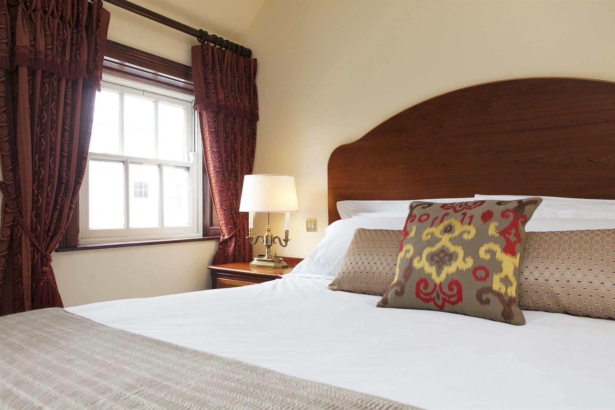 Hotel The Mont 4*