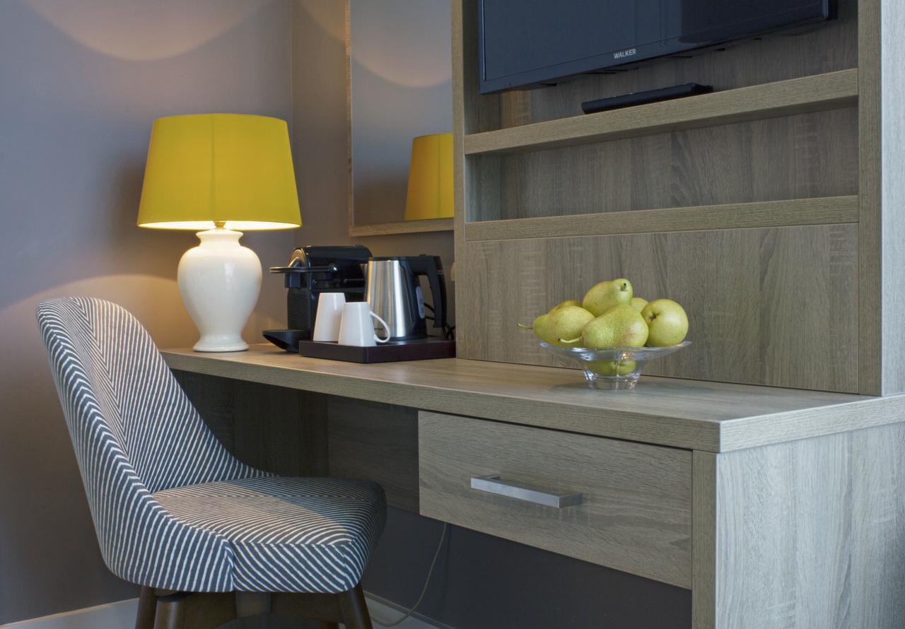 Gleesons Townhouse Booterstown Hotel