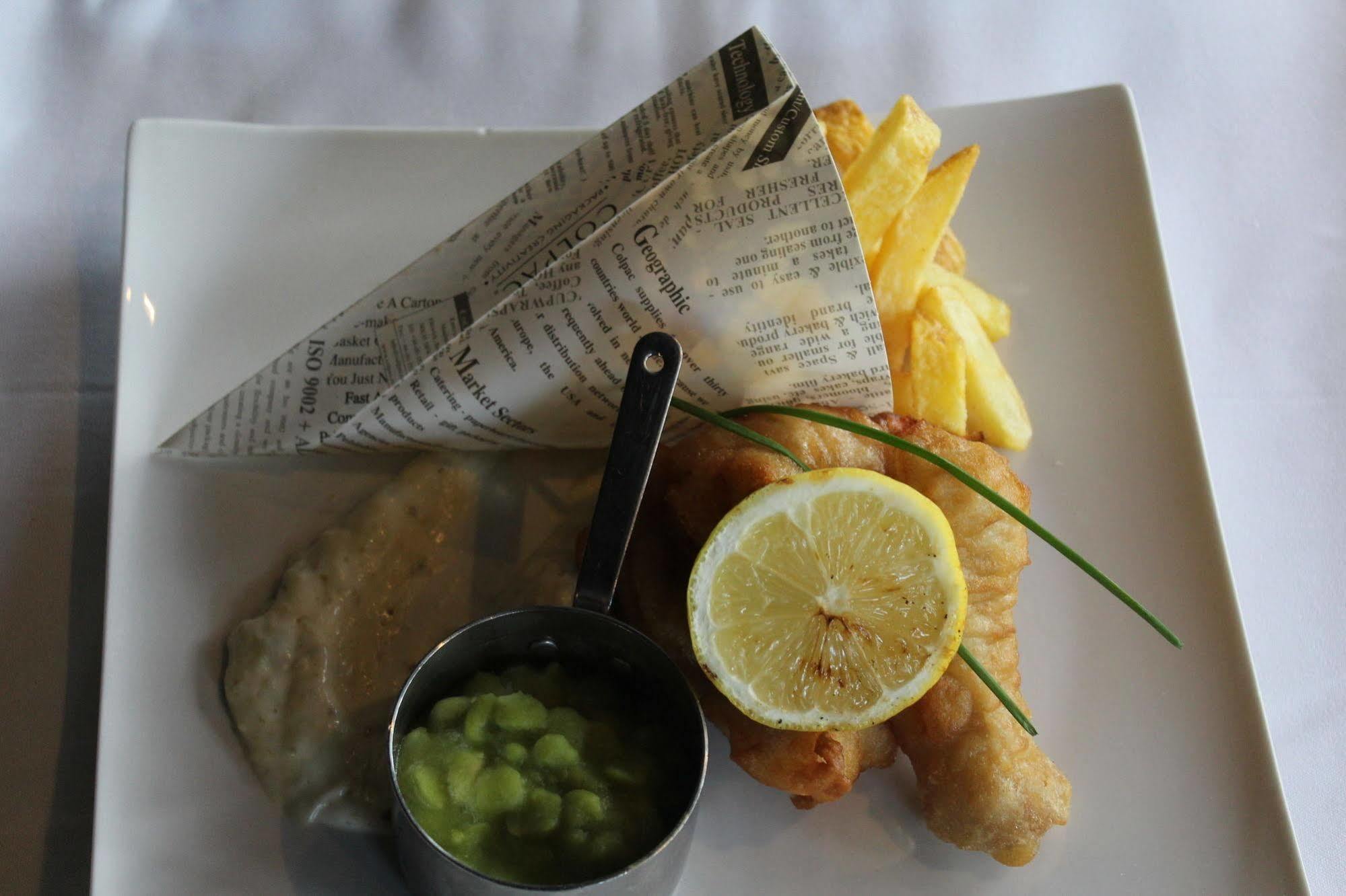 Hotel Talbot Stillorgan 4*