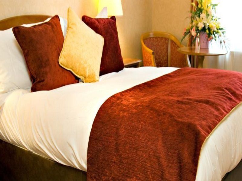 Buswells Hotel 3*