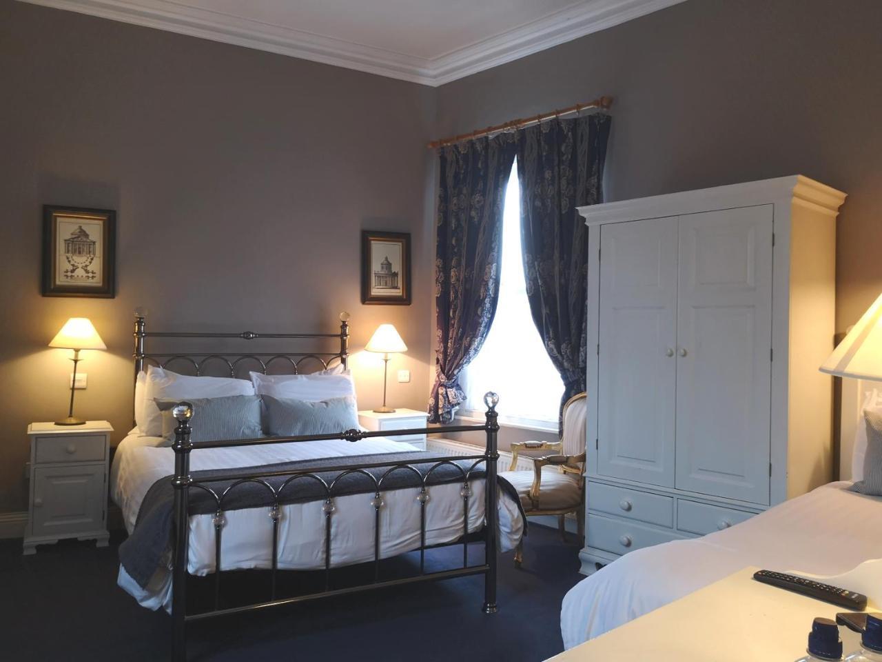 O'neills Victorian Pub & Townhouse Guest house Dublin