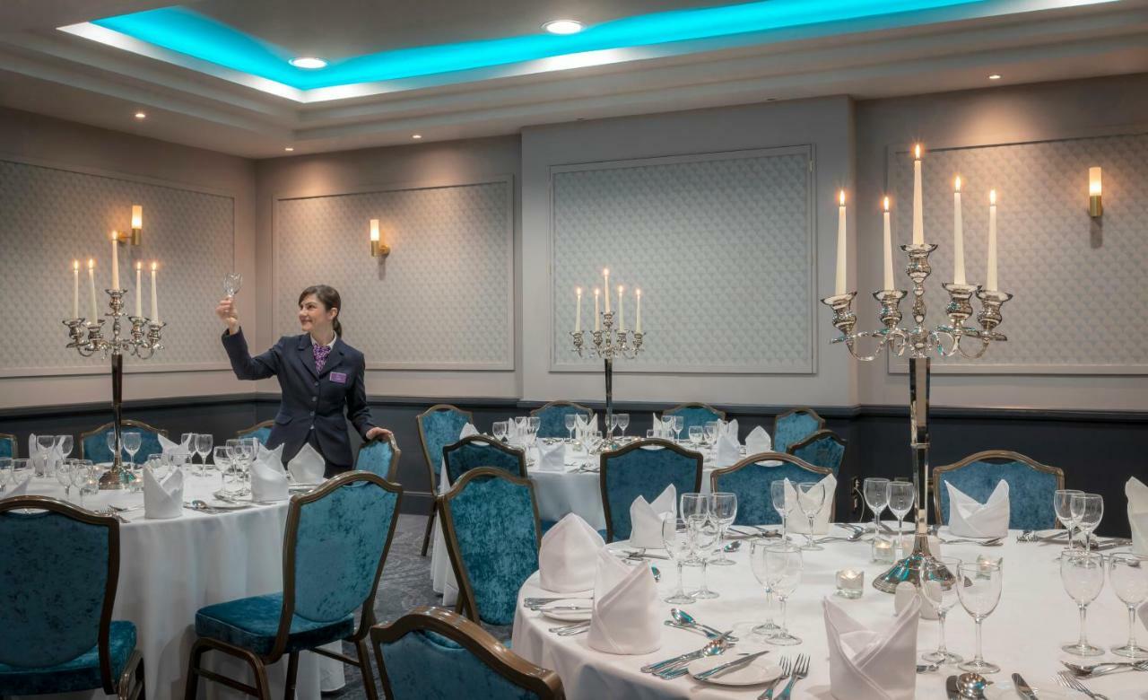 Hotel Talbot Stillorgan 4*