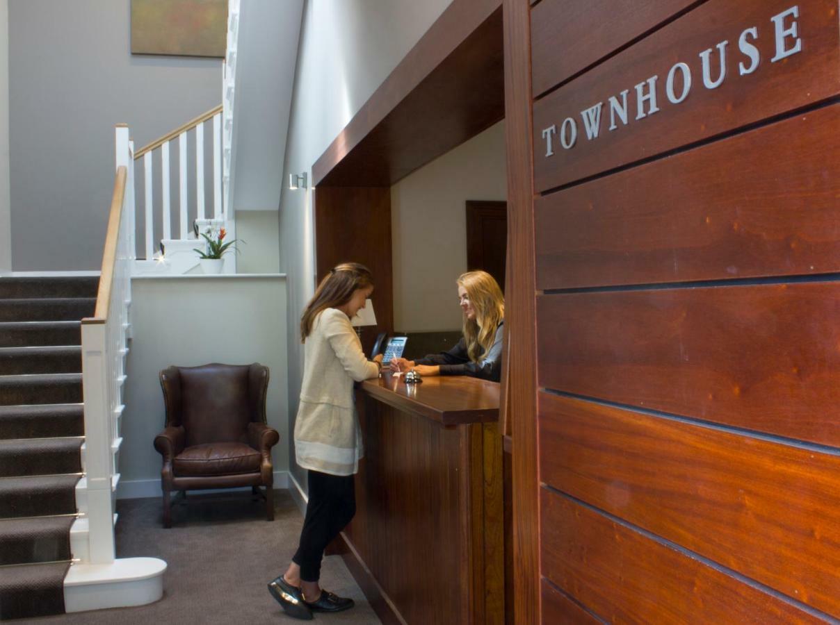 Gleesons Townhouse Booterstown Hotel Dublin