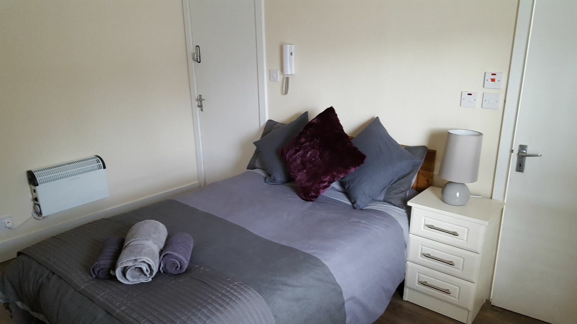 North Apartment *